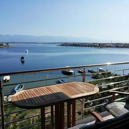 Appartement Ljilja Nin