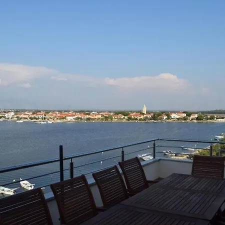 Ljilja Apartmán Nin