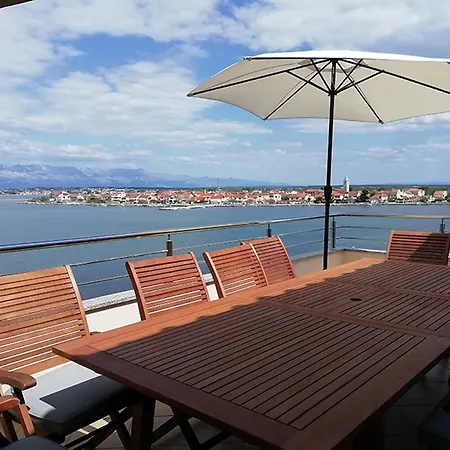 Ljilja Appartement *