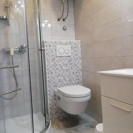 Ljilja Apartmán Nin