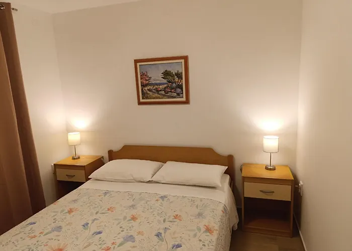 Ljilja Apartmán Nin