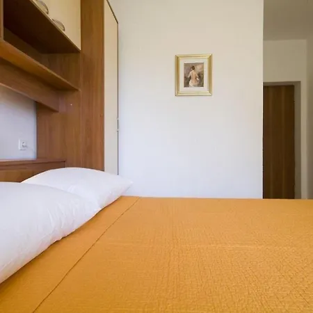 Ljilja Apartment