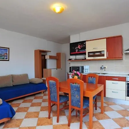 Ljilja Apartment *
